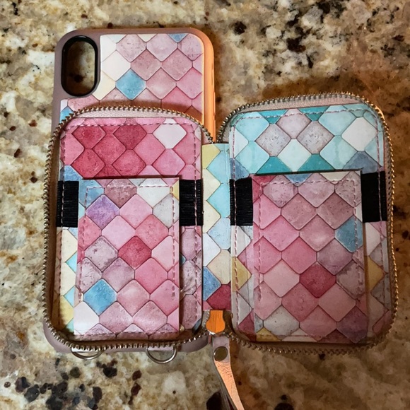 iPhone 10 case - Picture 2 of 4